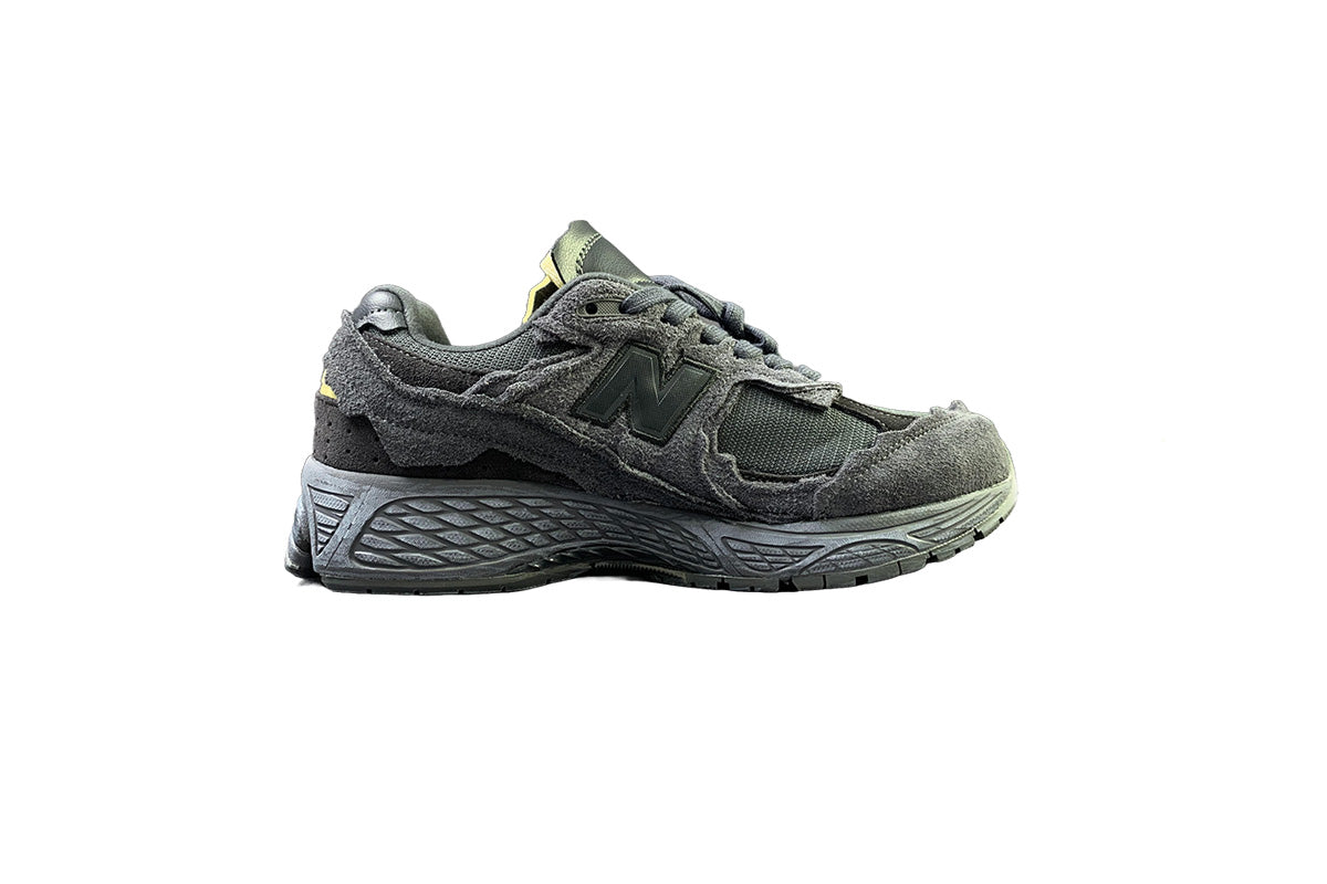 New Balance 2002r All Black