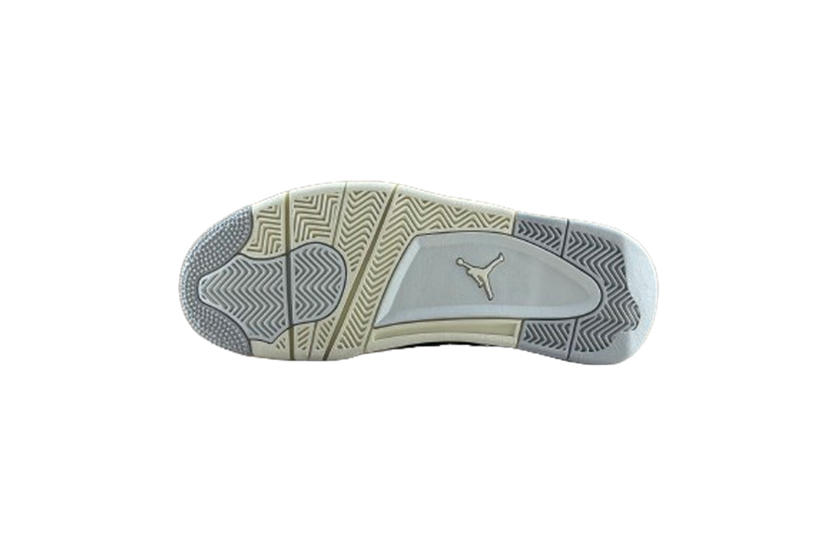 Air Jordan 4 Retro Frozen Moments
