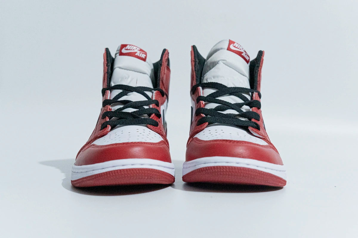 Air Jordan 1 Retro High OG Chicago