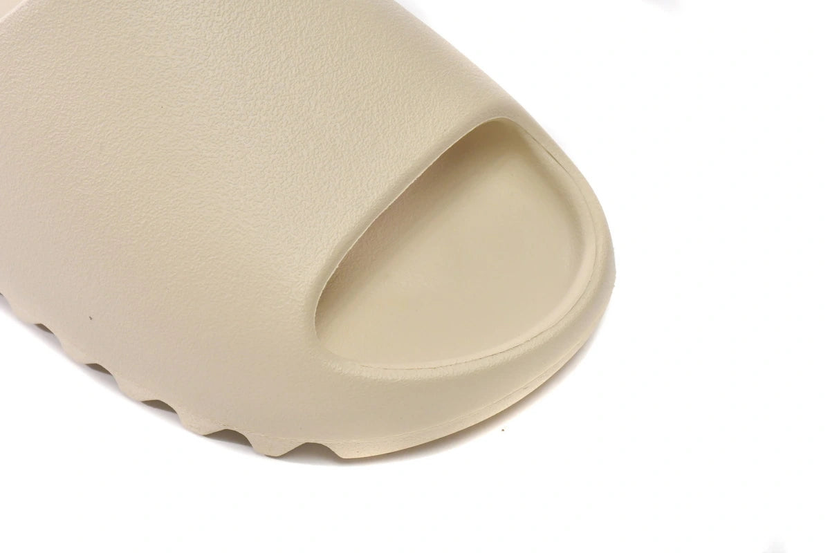 Yeezy Slides Bone