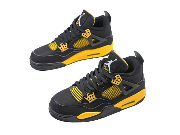 Air Jordan 4 Thunder