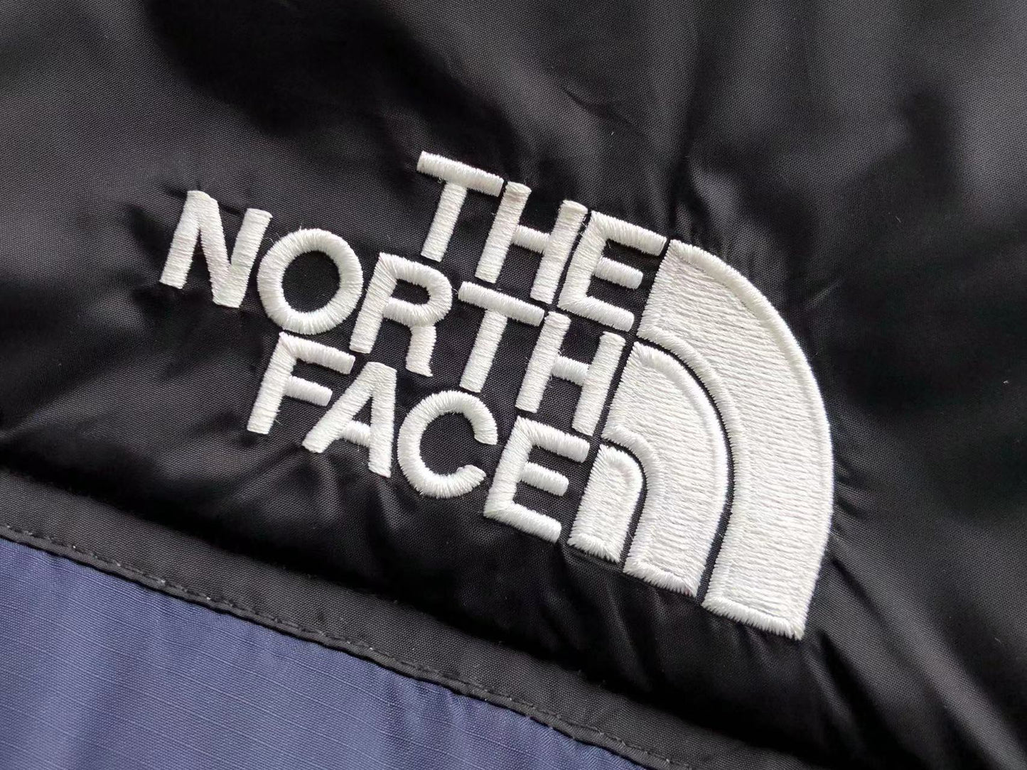 The North Face Tamsiai Mėlyna Liemenė