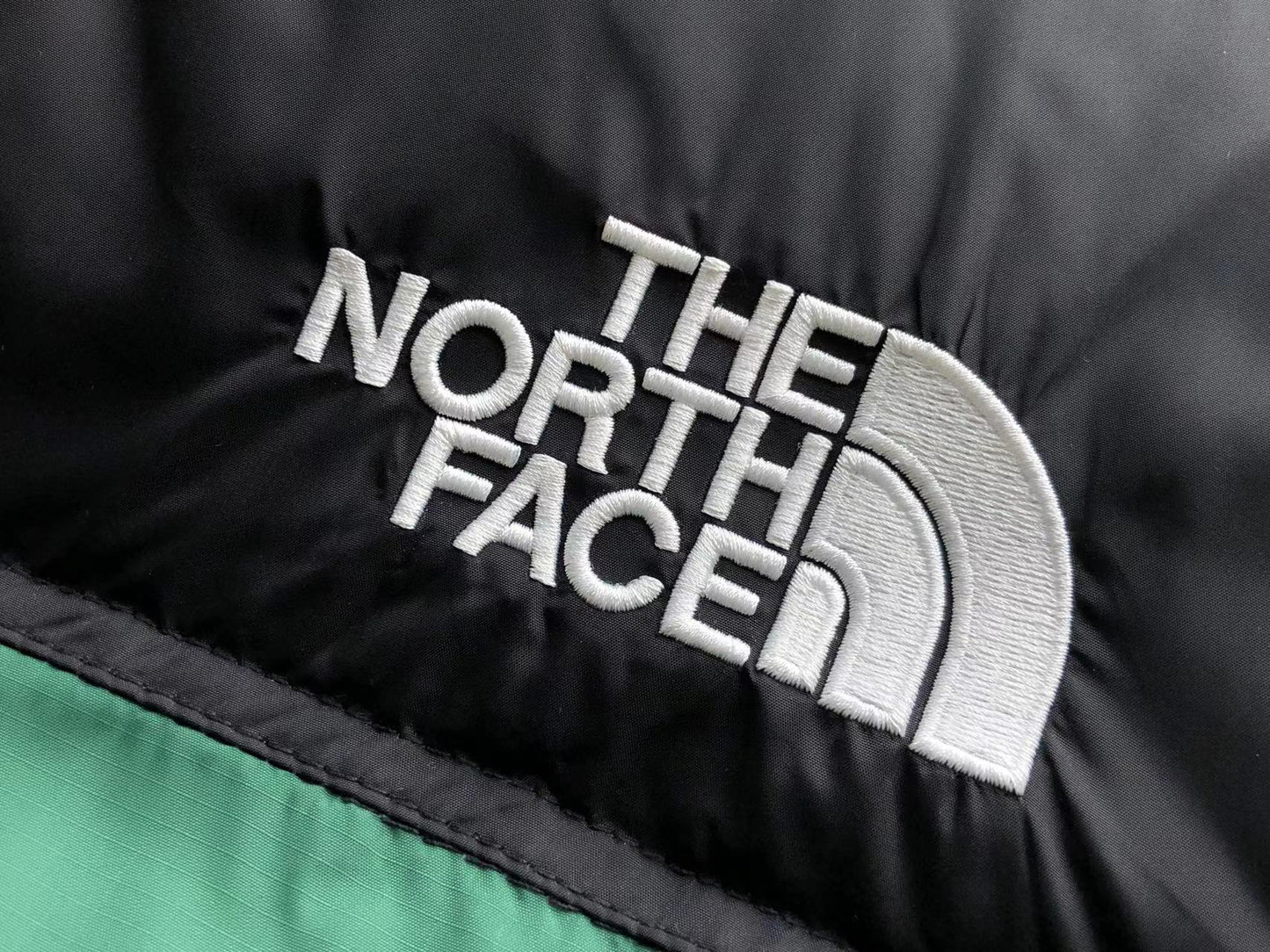 The North Face Žalia Liemenė