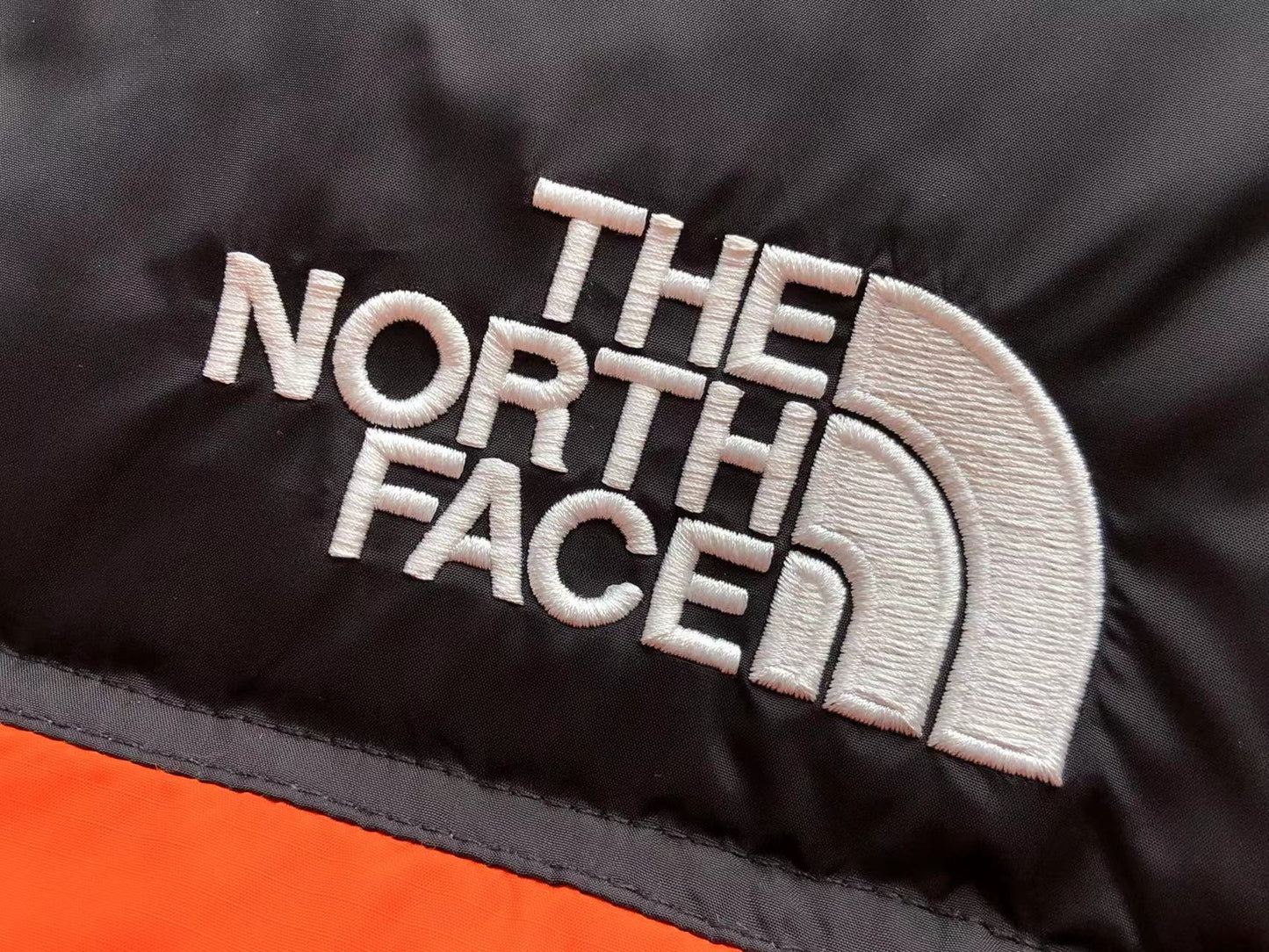 The North Face Oranžinė Liemenė