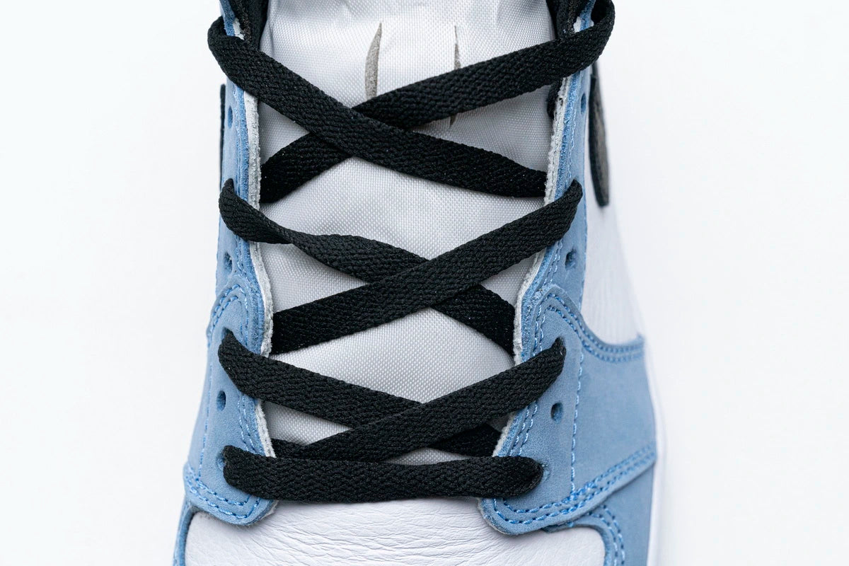 Air Jordan 1 High University Blue