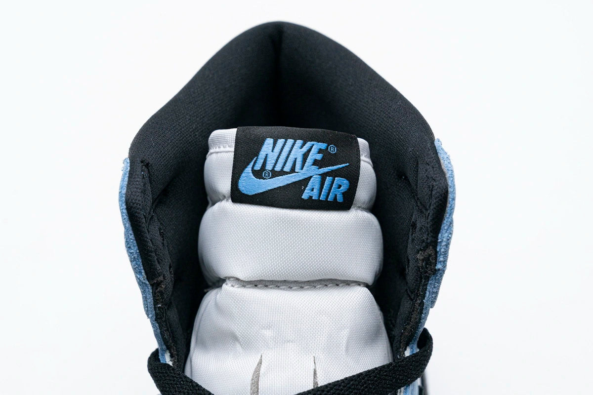 Air Jordan 1 High University Blue