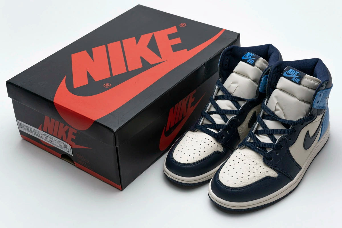 Air Jordan 1 High Obsidian UNC
