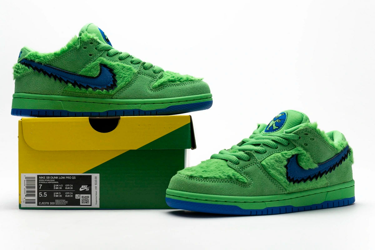 Nike SB Dunk Low Grateful Dead Bears Green