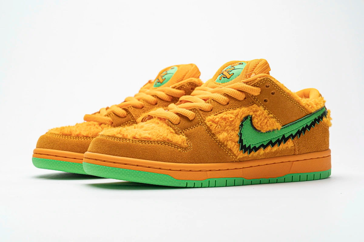 Nike SB Dunk Low Grateful Dead Bears Orange