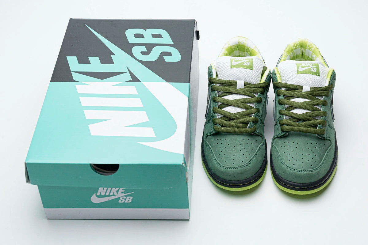 Nike SB Dunk Green Lobster